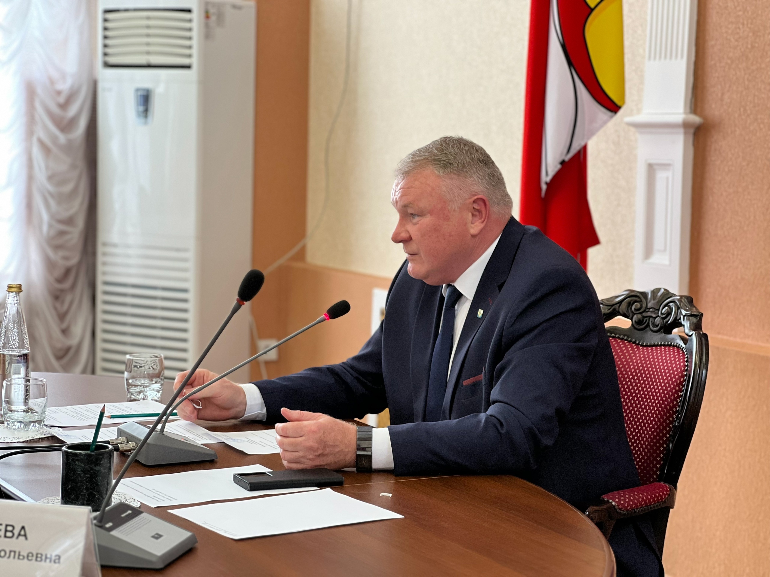 В администрации Новохопёрского муниципального района прошло рабочее совещание, которое провёл глава района..